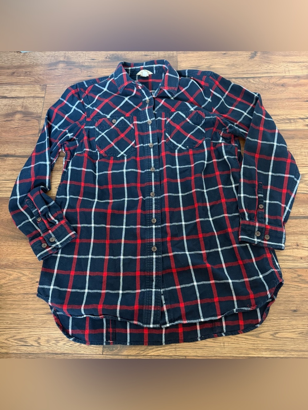 Duluth Trading Women’s Plaid Long Sleeve Button Up Chest Pocket Red Blue Large